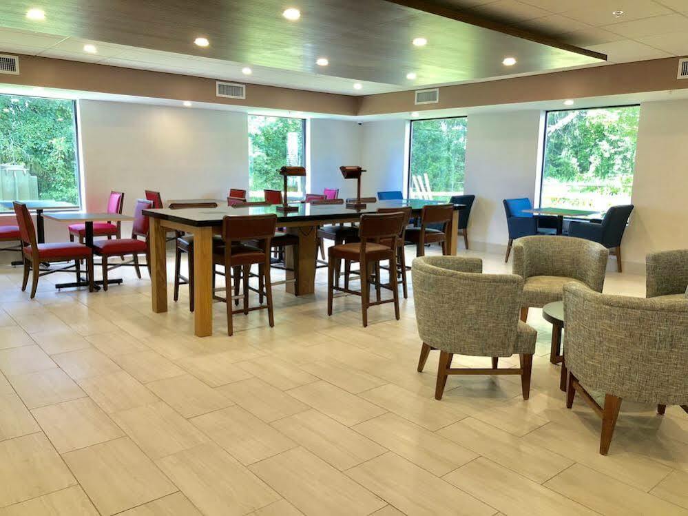 Holiday Inn Express Great Barrington By Ihg Exteriér fotografie