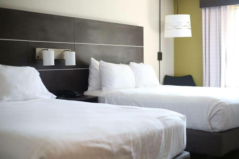 Holiday Inn Express Great Barrington By Ihg Exteriér fotografie